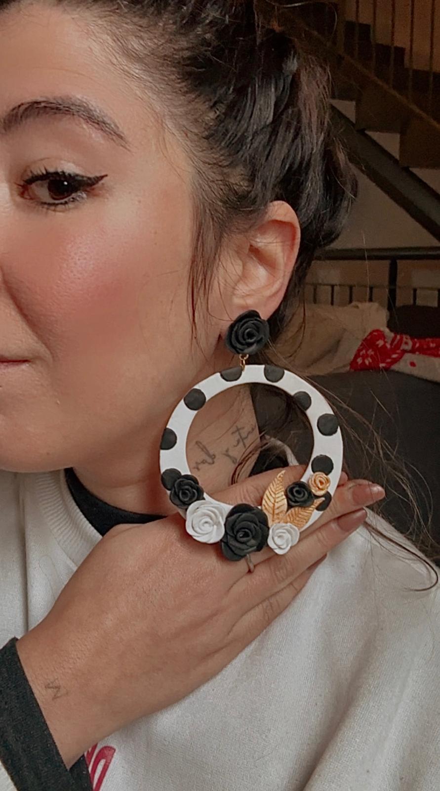 Pendientes "Mantón y flores"